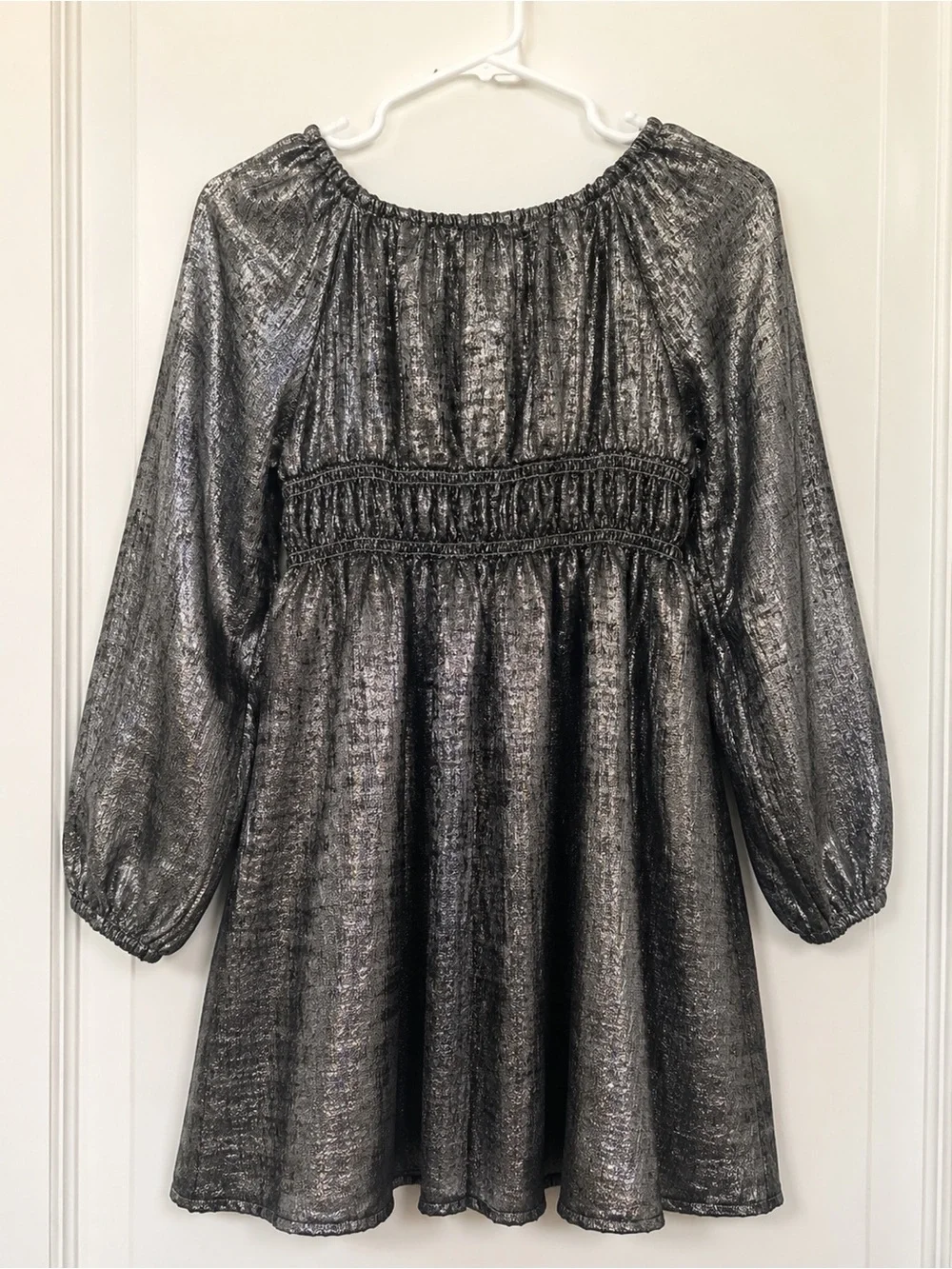 Old Navy Girls 5T Silver Metallic Shimmer Long Sleeve Party Dress